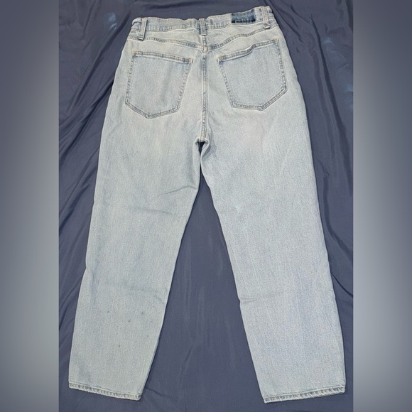 Abercrombie & Fitch Women's Ultra High Rise 90s Straight Anke Jeans - Size 10 - Picture 3 of 7